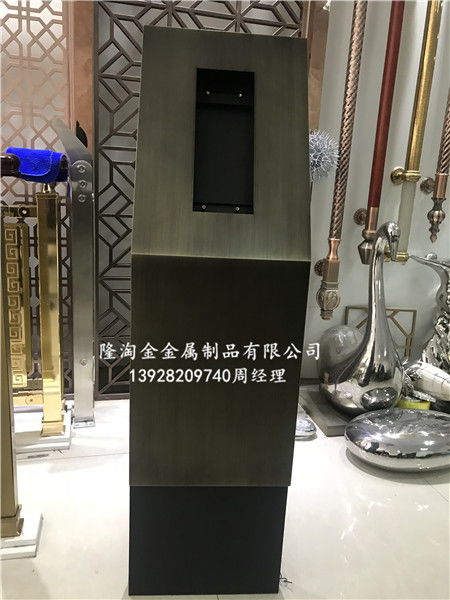 智能護(hù)欄門(mén)禁安防系統(tǒng) 技術(shù)研發(fā)與優(yōu)質(zhì)不銹鋼人臉識(shí)別支架